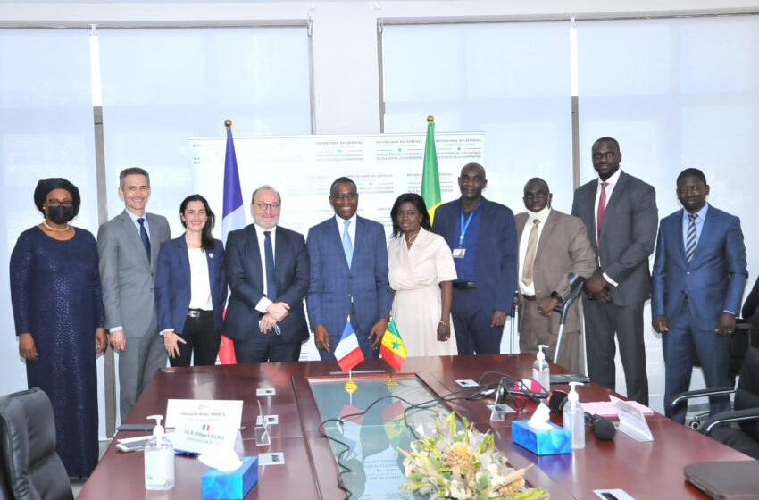  Monsieur le Ministre Amadou Hott a reçu ce mardi, M. Rémy Rioux, Directeur Général de l’AFD – Agence Française de Développement